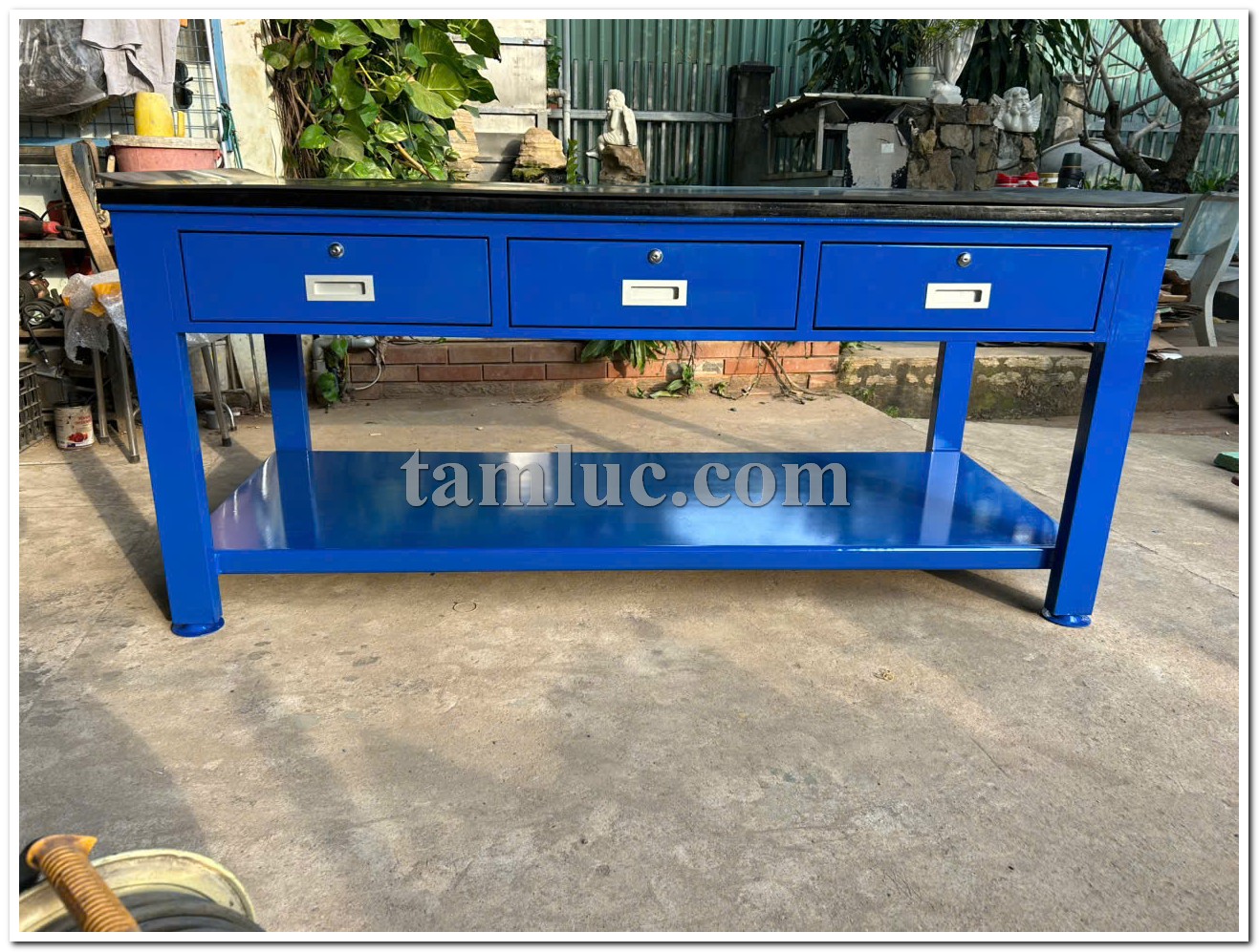 Bàn nguội cơ khí - Bàn làm việc