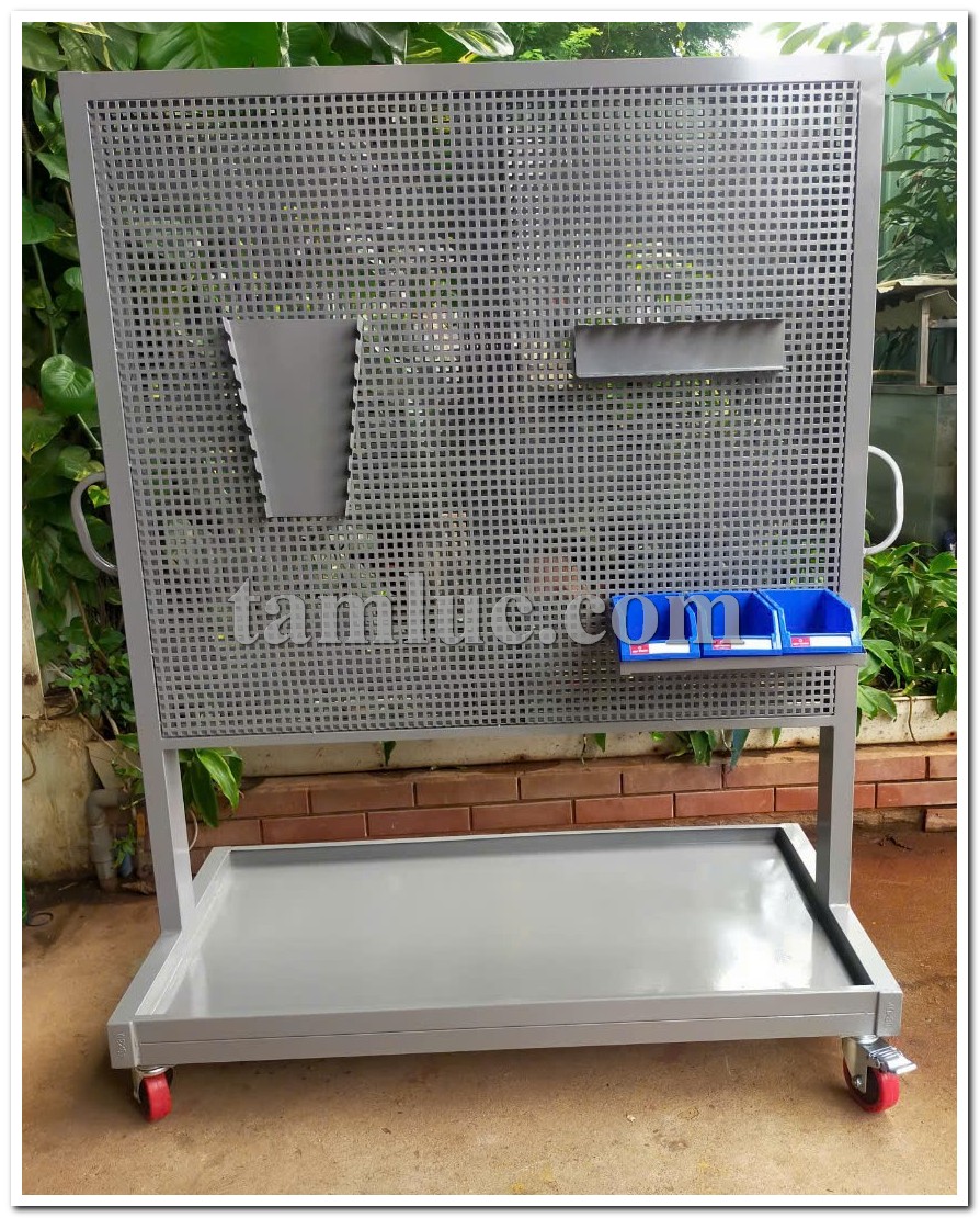 Bảng treo dụng cụ di động XN - BT04