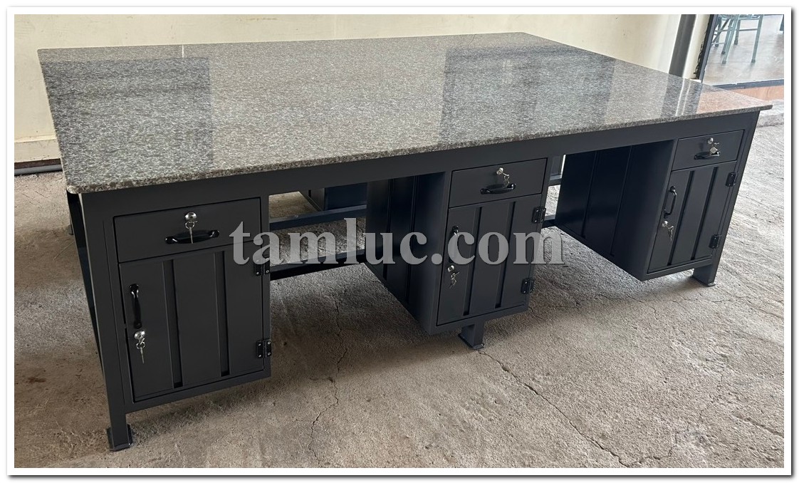 Bàn thao tác 6 - Mặt đá