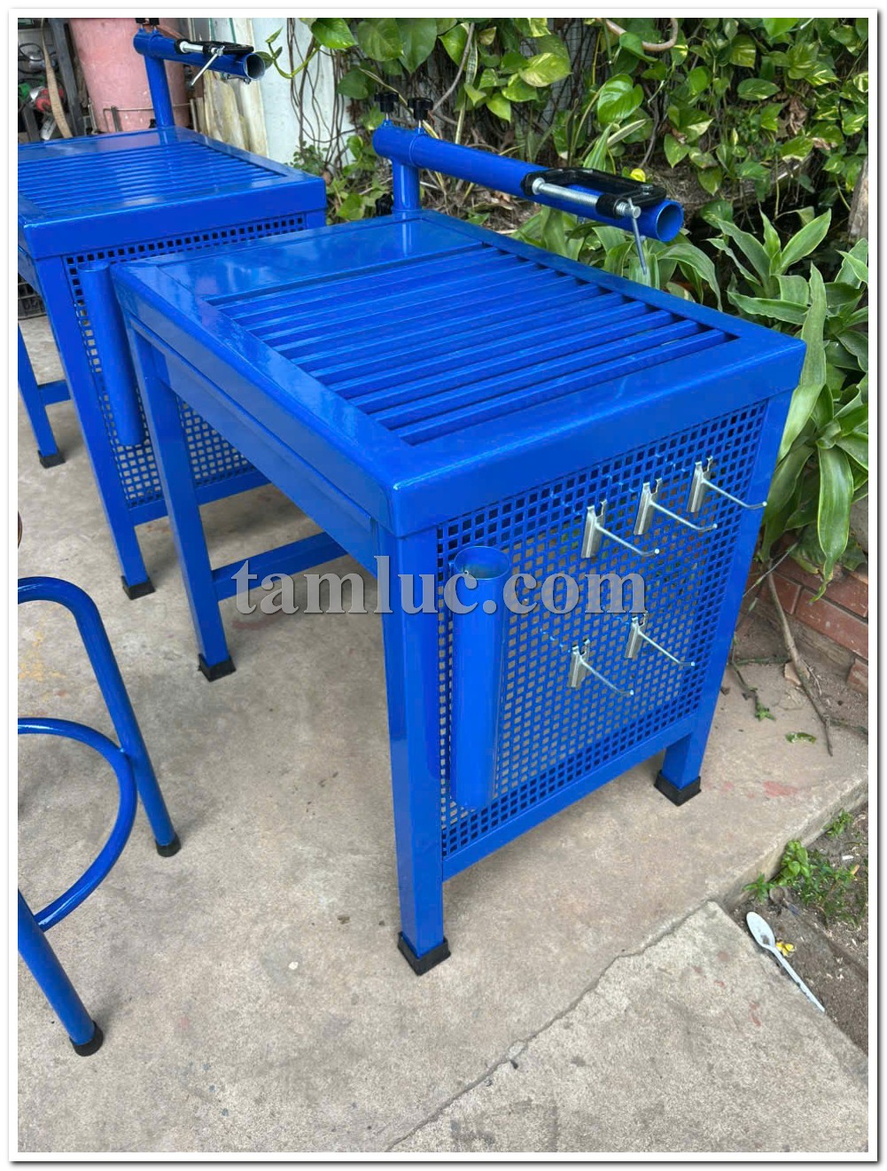 Bàn thao tác cơ khí, bàn thao tác, bàn làm việc cho nhà xưởng, bàn nguội, bàn cơ khí, bàn thao tác kết hợp, bàn tải trọng cao, bàn nguội cơ khí, bàn thực hành trường học, bàn thực hành cơ khí