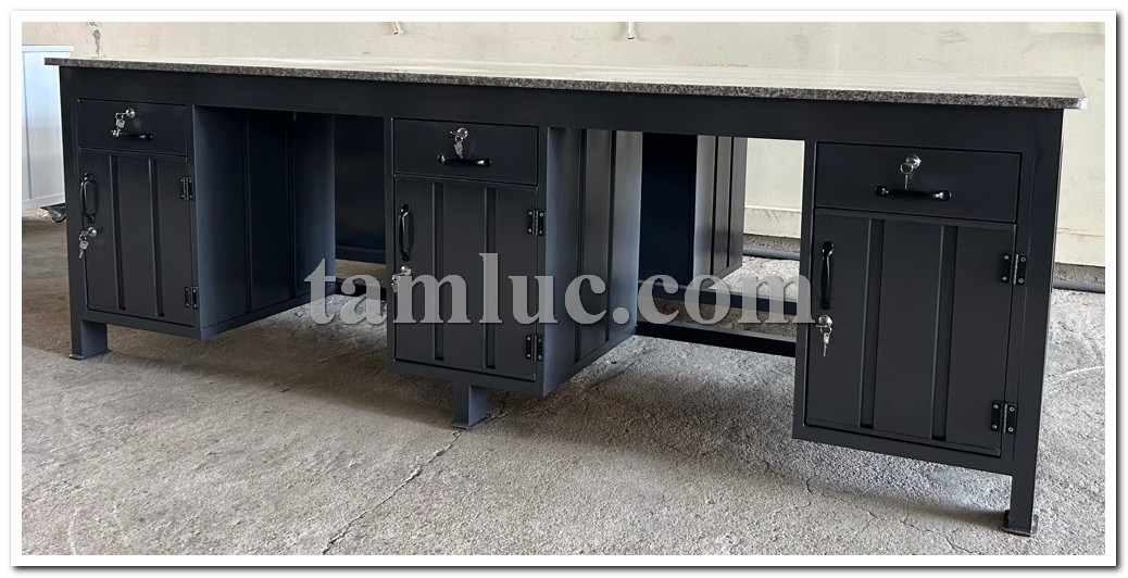 Bàn thao tác cơ khí, bàn thao tác, bàn làm việc cho nhà xưởng, bàn nguội, bàn cơ khí, bàn thao tác kết hợp, bàn tải trọng cao, bàn nguội cơ khí