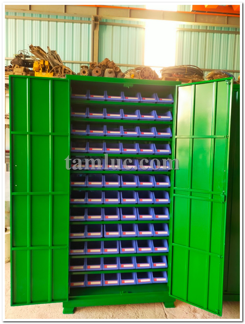 Tủ dụng cụ, tủ đựng vật tư - Giải pháp cho nhà xưởng công nghiệp